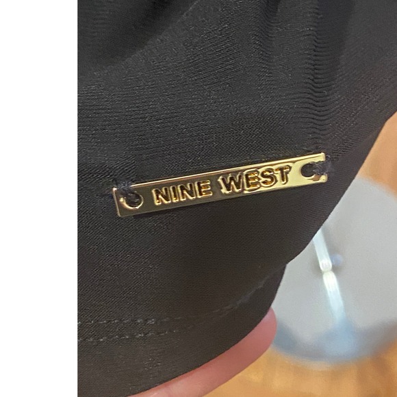 Nine West Black Long Sleeve V Neck Ring Detail Top Women's Size XL - Picture 7 of 9